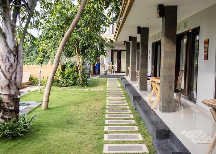 Umah Tikari Pensión Canggu